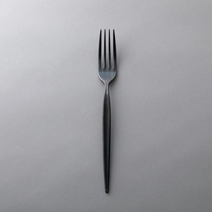 Kuros 燕三條 黑色不鏽鋼餐具禮盒 8件組｜餐刀叉匙＋餐具托 日本製高質感餐桌套組