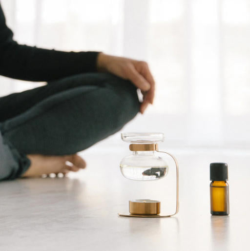 KINTO 日系極簡香氛精油暖燈 20322 黑色款｜精油燈｜蠟燭加熱式香氛爐｜送禮推薦