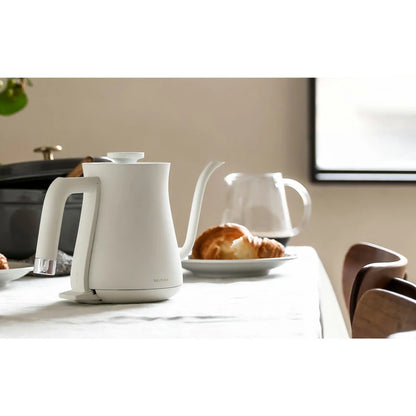 BALMUDA The Pot 手沖電熱壺 白色 KPT01JP-WH｜日本設計 細口壺 咖啡手沖壺 0.6L